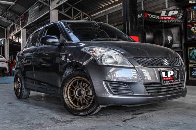 รถ - SUZUKI SWIFT II AZG ล้อแม็ก - KONIG N781 น้ำตาล(MBR2K) สเปค - 15x7.5 ET35 4x100
รัดยาง - ยางเดิม