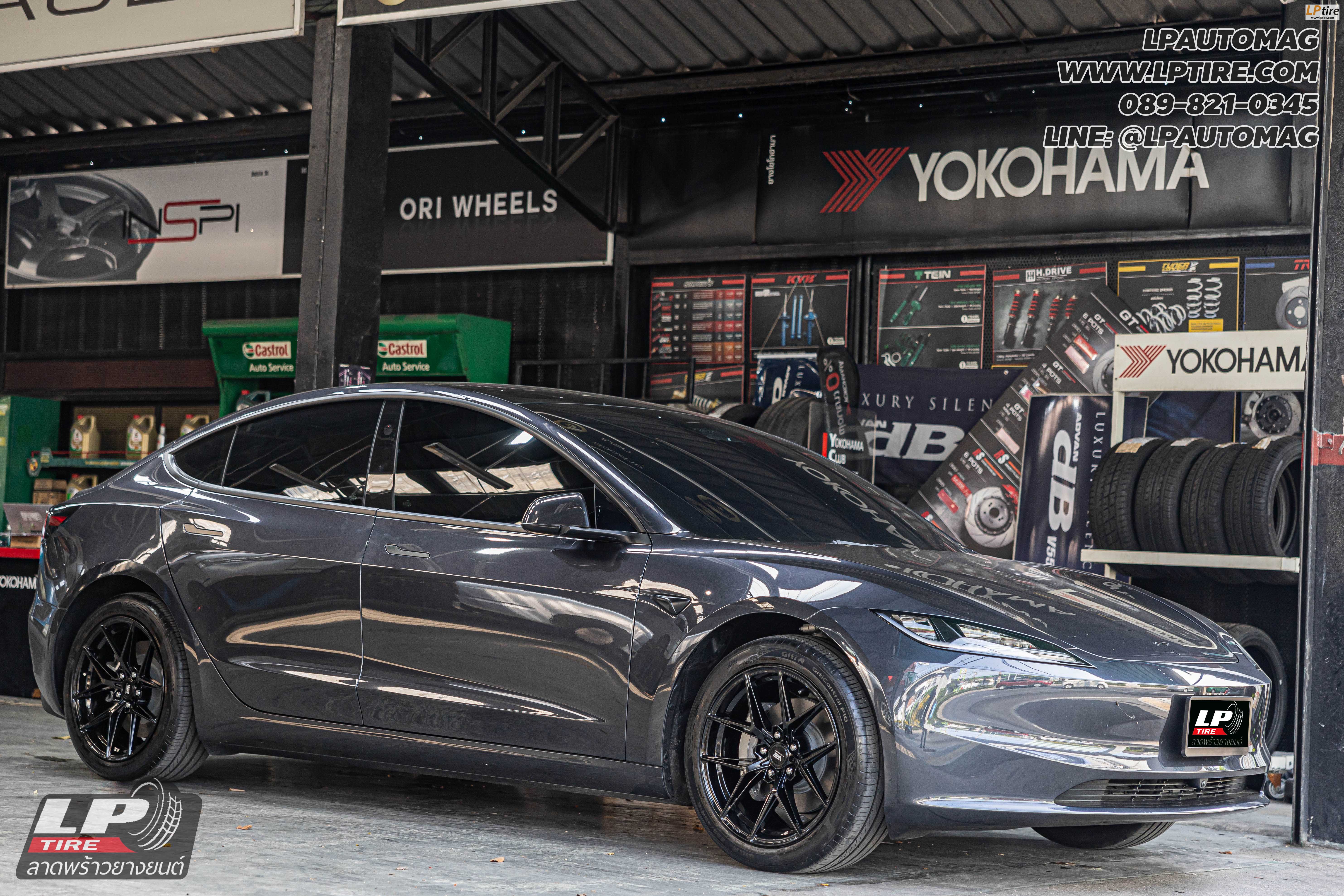 รถ - Tesla Model 3 ล้อแม็ก - W2 Wheels WFF-X FlowForming Crystal Black สเปค - 18x8.5 ET35 5x114.3-5x112 ใช้ยางเดิม