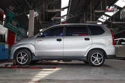 รถ - TOYOTA AVANZA ล้อแม็ก - MGW AF-P1078.3 ดำหน้าเงา สเปค - 15x6.5 ET38 4x100-4x114.3
รัดยาง -YOKOHAMA A-DRIVE AA01 เบอร์ - 195/55-15