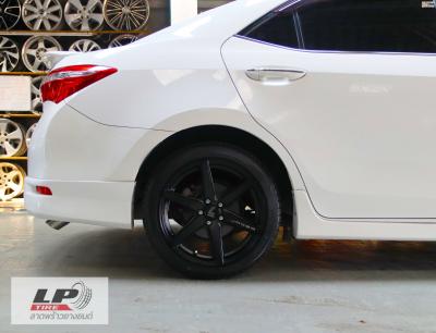 #TOYOTA#Altis จัดล้อแม็ก #LENSO Jager Craft 17x7.5 ET35 5x100 #ดำด้าน พร้อมยาง DEESTONE R702 215/45-17 สวยลงตัวครับ