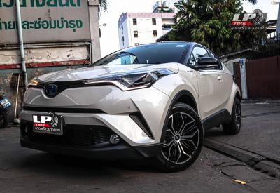 รถ -TOYOTA C-HR (ป้ายแดง) ล้อแม็ก -ENKEI CUV ดำกลึงหน้าเงา สเปค - 18x8 ET40 5x114.3
รัดยาง - YOKOHAMA AE51 เบอร์ - 235/50-18