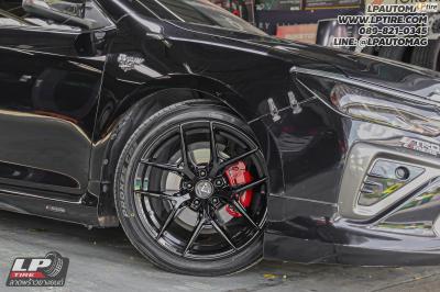 รถ - TOYOTA CAMRY ล้อแม็ก - VAGE VF04 FlowForming BLACK สเปค - 18x8.5 ET35 5x112-5x114.3
ยาง -TOYO PROXES CR1 เบอร์ - 225/45-18