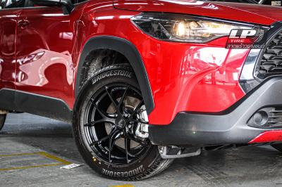 รถ -TOYOTA CROSS ล้อแม็ก - LENSO Jager Dyna ดำด้านสเปค - 17x7.5 ET35 5x114.3