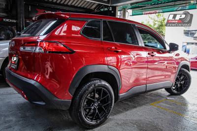 รถ -TOYOTA CROSS ล้อแม็ก - LENSO Jager Dyna ดำด้านสเปค - 17x7.5 ET35 5x114.3