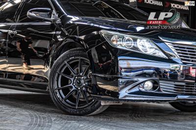 รถ - TOYOTA CAMRY VIII (XV50) ล้อแม็ก - ENKEI SC46 ดำด้าน สเปค - 18x8.5 ET40 5x114.3
ยาง - TOYO PXCR1 เบอร์ - 235/45-18