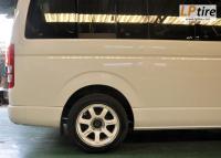 Toyota Commuter + ล้อแม็ก Lenso RT7 17นิ้ว สีขาว + ยาง DUNLOP LM703 225/55-17 