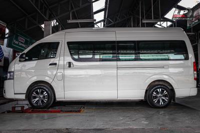 รถ - TOYOTA COMMUTER H200 ล้อแม็ก - YACHIYODA HUNTER ดำหน้าเงา สเปค - 15x7 ET25 6x139.7 รัดยาง - ยางเดิม เบอร์ -