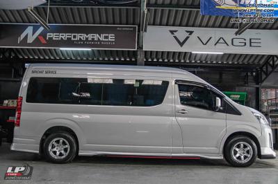 รถ - Toyota Commuter 2022 ล้อแม็ก - YACHIYODA XT6 สเปค - 16x8 ET25 6x130 รัดยาง - Yokohama BluEarth RY55 เบอร์- 235/65R16