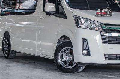 รถ - TOYOTA COMMUTER ล้อแม็ก - YACHIYODA XT6 เทาขอบเงา ขอบ - 16x8 ET25 6x130 ยางเดิม - YOKOHAMA เบอร์ - 215/70-16