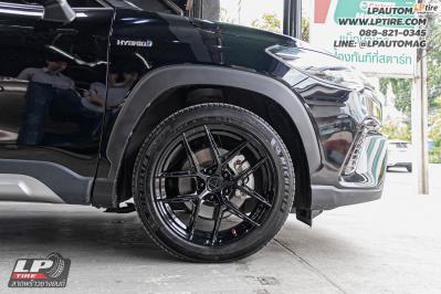 รถ - TOYOTA CROSS ล้อแม็ก - VAGE VF013 ดำเงา สเปค - 18x8.5 ET35 5x112-5x114.3 ใช้ยางเดิม
