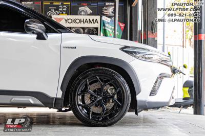 รถ - TOYOTA COROLLA CROSS&nbsp;ล้อแม็ก - VAGE VFX01 FlowForming BLACK สเปค - 18x8.5 ET35 5x112-5x114.3&nbsp;ใช้ยางเดิม