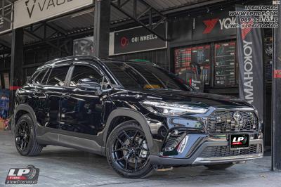 รถ - TOYOTA COROLLA CROSS ล้อแม็ก - VAGE VF04 FlowForming BLACK สเปค - 18x8.5 ET35 5x112-5x114.3 ใช้ยางเดิม