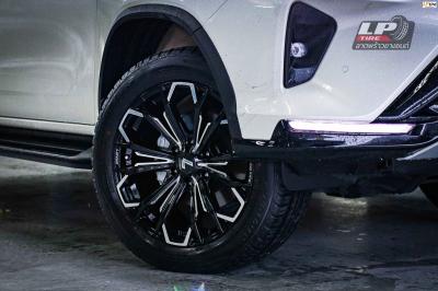 รถ - TOYOTA FORTUNER ล้อแม็ก - LENSO BLACK ANGEL V5 สีดำเงาขลิปเงิน สเปค - 20x9.5 6x139.7 ET20