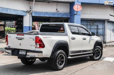 TOYOTA REVO จัดล้อแท้ LENSO TRD 17 6H139 ลงตัวสุดๆ
 