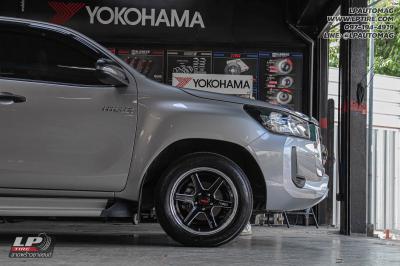 รถ -TOYOTA REVO ล้อแม็ก -LENSO TRD TR4 ดำขลิปเงินขอบเงา สเปค -17x8 ET10 5x114.3 ยาง - YOKOHAMA V552 เบอร์ - 215/60-17