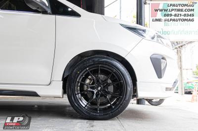 รถ - TOYOTA INNOVA&nbsp;ล้อแม็ก - W2 Wheels WFF-F FlowForming Crystal Black สเปค- 18x8.5 ET35 5x114.3-5x112&nbsp;ยาง- TOYO TIRES PROXES CR1 เบอร์- 235/50R18