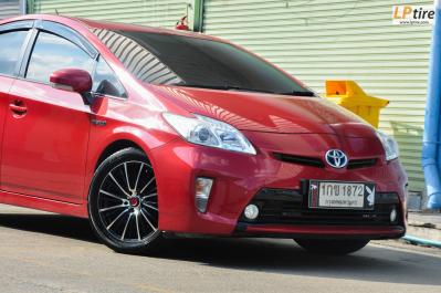 toyota prius จับคู่กับ ล้อแม็ก Lenso Samurai Chouten (SCC)
17x7นิ้ว 5x100,5x114.3 ET40 ดำหน้าเงา
สวยงามมากครับ