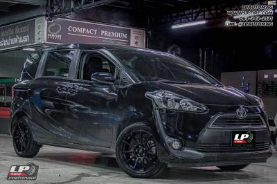 รถ -TOYOTA SIENTA ล้อแม็ก - ENKEI SC22 ดำด้าน สเปค - 17x7 ET40 5x100-5x114.3 ยาง - YOKOHAMA ES32 เบอร์ - 205/45-17