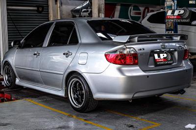 รถ - T0YOTA VIOS I (XP90) ล้อแม็ก - LENSO ProjectD D1SE PD-SE ดำขอบเงา สเปค - 15x7.5 ET35 4x100 รัดยาง - FALKEN ZE914 เบอร์ - 195/50-15