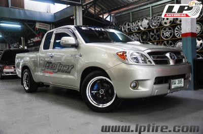 Toyota Vigo + แม็กลาย W WORK S1 DS021 17นิ้ว สีดำเงาขอบเงา