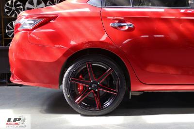 #TOYOTA#VIOS จัดล้อแม็ก #LENSO Jager Craft 17x7.5 ET35 4x100 #ดำเงามิลลิ่งก้านแดง พร้อมยางยนต์ YOKOHAMA #ES32 205/45-17 ปี20 + ฝาครอบ #BREMBO สีแดง สวยงามลงตัวมาก