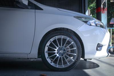 รถ - TOYOTA VIOS ล้อแม็ก - MGW AF-S22 สีHS สเปค - 17x7.5 4x100-4x114.3 ET45 รัดยาง - YOKOHAMA BluEarth-GT AE51 เบอร์ - 205/45-17