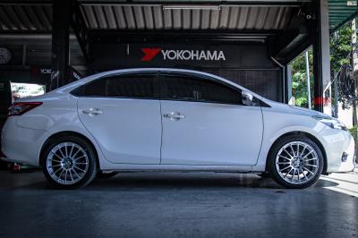 รถ - TOYOTA VIOS ล้อแม็ก - MGW AF-S22 สีHS สเปค - 17x7.5 4x100-4x114.3 ET45 รัดยาง - YOKOHAMA BluEarth-GT AE51 เบอร์ - 205/45-17