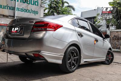 รถ -TOYOTA VIOSล้อแม็ก - INFERNO INF-8R RS ดำอันเดอร์คัตเงินก้านเงิน สเปค - 15x7 ET35 4x100 รัดยาง - ยางเดิม เบอร์ - 195/55-15