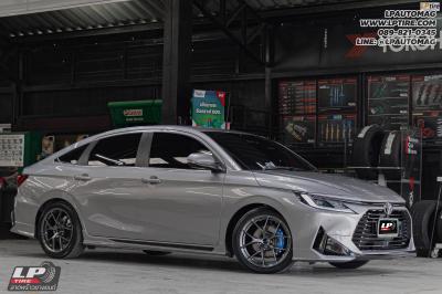 รถ - TOYOTA YARIS ATIV ล้อแม็ก - EmotionR FRX BY LENSO Dark Gun สเปค - 17x7.5 ET35 4x100
ยาง - ALLIANCE AL30 030Ex เบอร์- 215/45-17 ชุดสตรัท SILVER NEOMAX PRIME