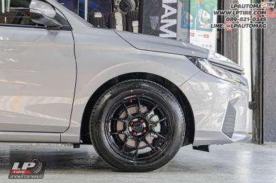 รถ - TOYOTA YARIS ATIV ล้อแม็ก - LENSO VENOM V1N FlowForming ดำเงา สเปค - 16x7 ET35 4x100