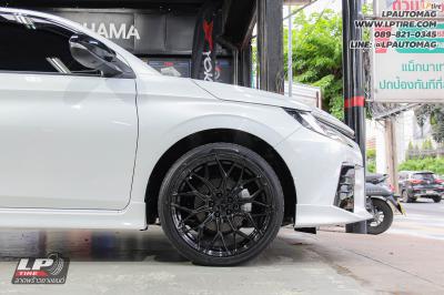 รถ - TOYOTA YARIS ATIV HEV GR SPORT ล้อแม็ก - VAGE VF032 FlowForming V-BLACK สเปค - 18x8.5 ET35 5x100 ยาง - ALLIANCE AL30 030Ex เบอร์ - 225/40-18