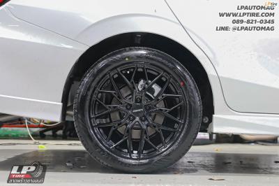 รถ - TOYOTA YARIS ATIV HEV GR SPORT ล้อแม็ก - LENSO VENTUS ดำด้าน สเปค -17x7 ET35 5x100