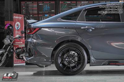 รถ - TOYOTA YARIS ล้อแม็ก - LENSO Jager Dyna ดำด้าน สเปค - 17x7.5 ET35 4x100 ยาง - LENSO D-1CS
เบอร์ -215/50-17