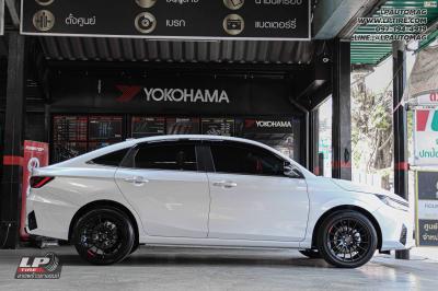 รถ - TOYOTA YARIS ล้อแม็ก - SSW S254 RS05RR ดำด้าน สเปค - 17x8 ET35 4x100 ยาง - TOYO CR1 เบอร์ -215/50-17