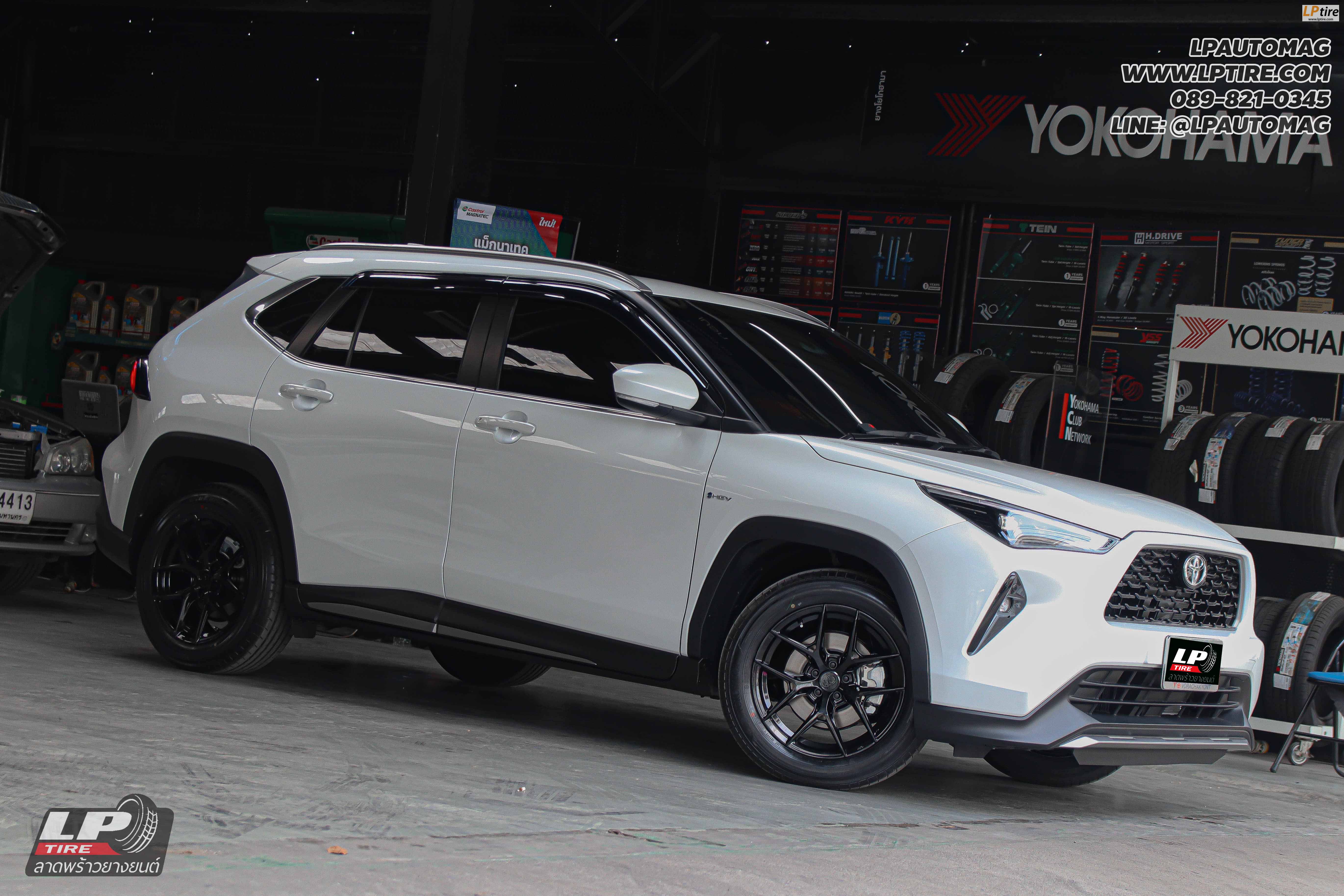 รถ - TOYOTA YARIS CROSS ล้อแม็ก - ORI WHEELS CHAPTER-4 FlowForming V-BLACK สเปค - 17x8 ET35 5x100 รัดยาง - Yokohama AE61D เบอร์- 215/60R17