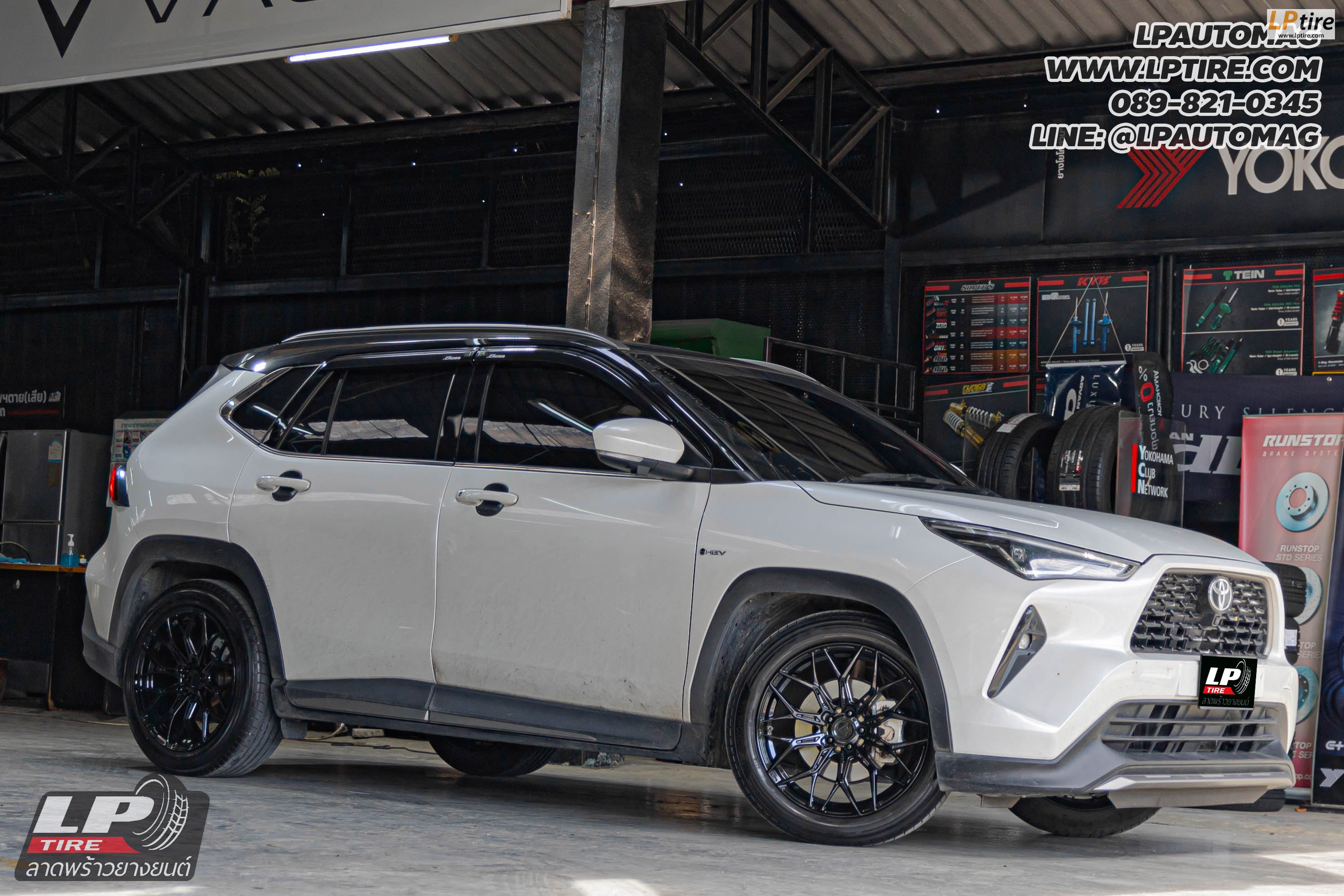 รถ - TOYOTA YARIS CROSS ล้อแม็ก - VAGE VF032 FlowForming V-BLACK สเปค - 18x8.5 ET35 5x100
ใช้ยางเดิม