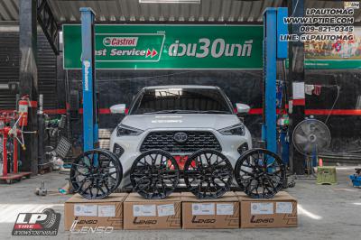 รถ - TOYOTA YARIS CROSS ล้อแม็ก - LENSO VENTUS ดำด้าน สเปค - 17x7 ET35 5x100 ยาง - YOKOHAMA AE61 เบอร์ - 215/60 R17
