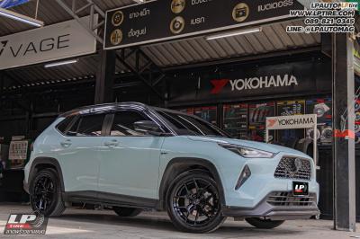 รถ - TOYOTA YARIS CROSS ล้อแม็ก - VAGE VF04 BLACK สเปค- 18x8.5 ET35 5x100 ยาง - YOKOHAMA AE61 เบอร์- 215/55-18