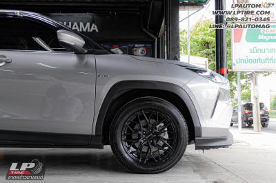 รถ - TOYOTA YARIS CROSS ล้อแม็ก - LENSO VENTUS ดำด้าน สเปค - 17x7 ET35 5x100