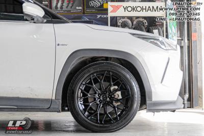 รถ - TOYOTA YARIS CROSS ล้อแม็ก - VAGE VF032 FlowForming V-BLACK สเปค - 18x8.5 ET35 5x100
ใช้ยางเดิม