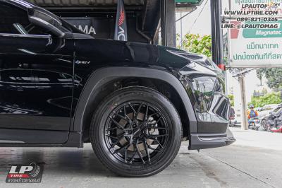 รถ - TOYOTA YARIS CROSS ล้อแม็ก - LENSO VENTUS ดำด้าน สเปค - 17x7 ET35 5x100 ใช้ยางเดิม