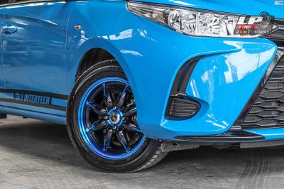 รถ - TOYOTA YARIS XP130 ล้อแม็ก -SSW S195 15x6.5 ET38 4x100 สเปค - ดำขลิปฟ้าขอบฟ้า
รัดยาง - DUNLOP LM704 เบอร์ - 195/55-15