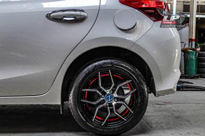 รถ - TOYOTA YARIS XP150 ล้อแม็ก - NAYA EVEREST-15 (3352) ดำหน้าเงาอันเดอร์คัตแดง สเปค - 15x6.5 ET40 4x100 ยางเดิม