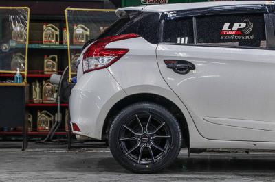 รถ - TOYOTA YARIS ล้อแม็ก -LENSO JAGER JAVA ดำด้านหน้าเงาด้าน ขอบ -15x7 ET35 4x100 ยาง- YOKOHAMA A-DRIVE AA01 เบอร์ -195/55-15