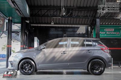 รถ - TOYOTA YARIS ล้อแม็ก - LENSO Jager Dyna ดำด้าน สเปค - 16x7 ET35 4x100 ยาง - LENSO D-1CS
เบอร์ - 195/50-16