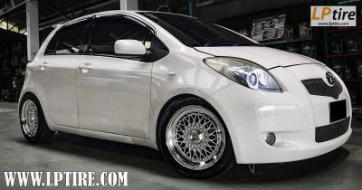 TOYOTA YARIS + แม็ก LENSO BSX 16นิ้ว สีHyper Silver ขอบเงา