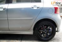 Toyota Yaris + เเม็กลาย Volh Rays TE37 17นิ้ว สีดำด้าน + ยาง DUNLOP LM 703 205/45-17