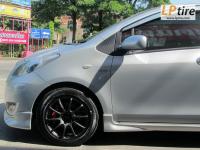 Toyota Yaris + ล้อแม็กลาย Advan RS 15นิ้ว สีเทา