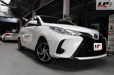 รถ - TOYOTA YARIS(ป้ายแดง) ล้อแม็ก - TOYOTA yaris2020 สีดำกลึงหน้าเงา สเปค - 15x5.5 4x100 ET45 รัดยาง - DEESTONE EP300 เบอร์ - 185/50R15 (ยางเดิม)